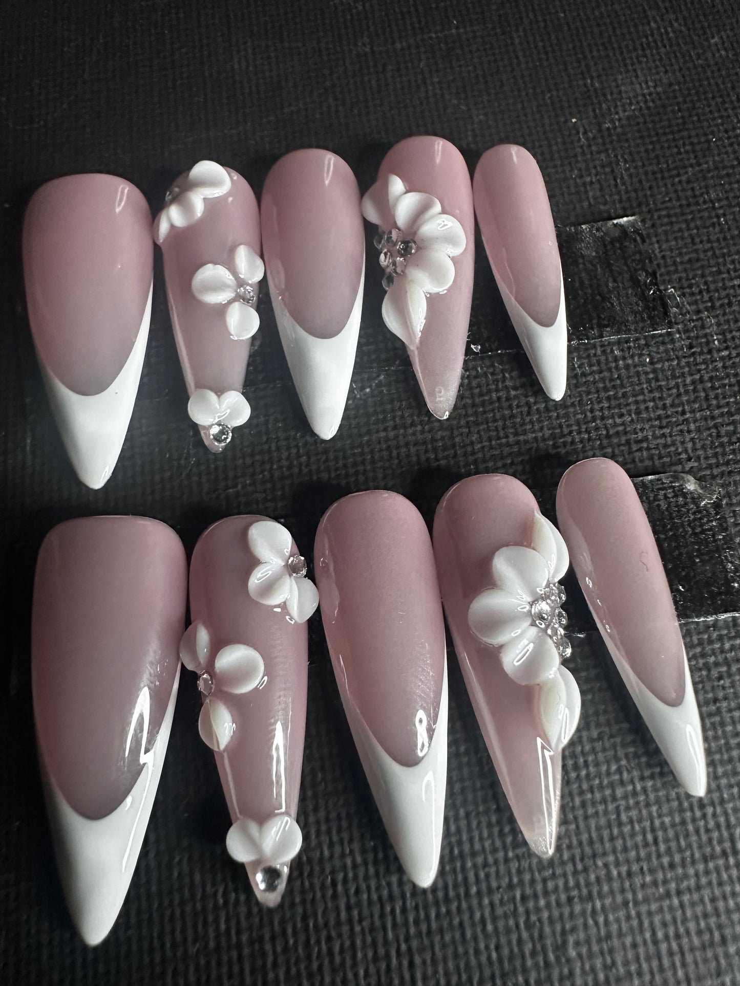 |Blush Petals| 🌷 2/$25